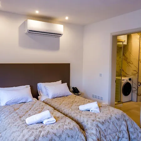 بيت ضيافة The 4*