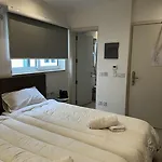 Casa de hóspedes The 4*